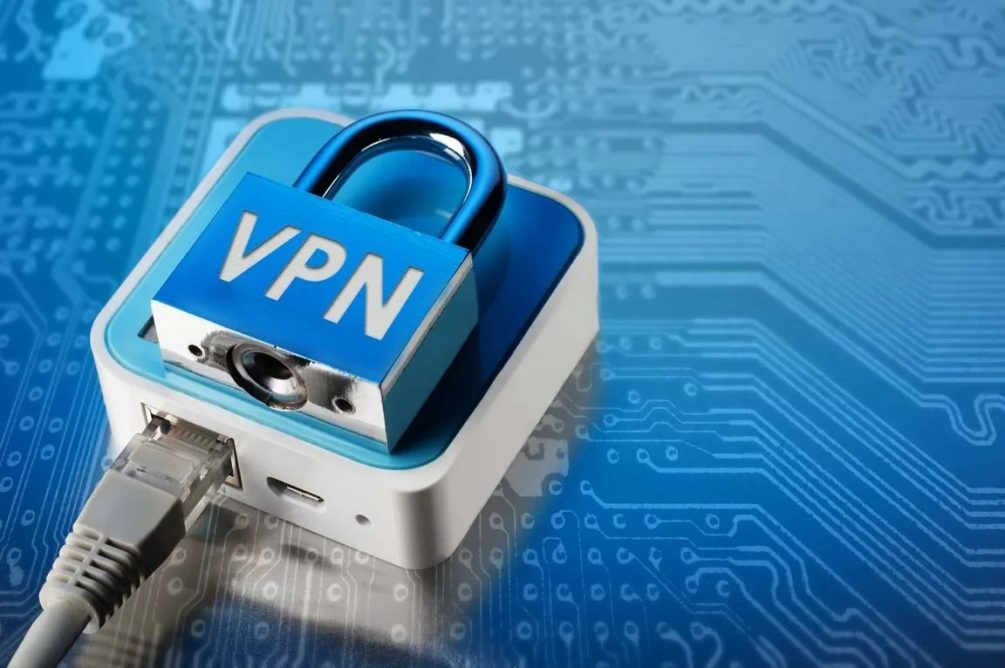 Изображение интернет кабеля и впн
