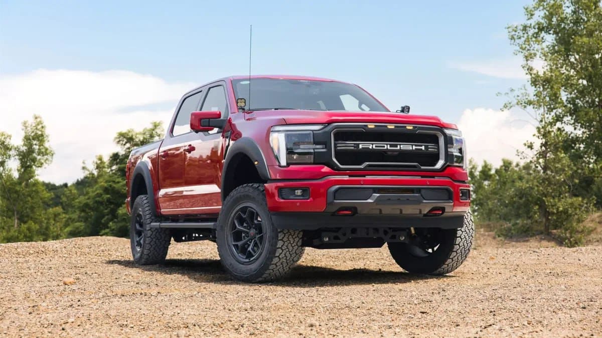 Бестселлеру Ford F-150 сильно увеличили клиренс