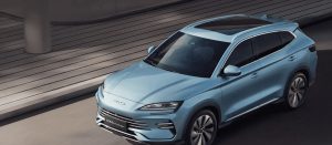 Первый в мире BYD с узбекоязычным ассистентом. Представлен BYD Song Plus DM-i UzPride