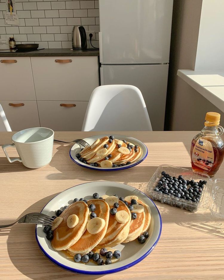 Завтрак на столе, здоровая еда